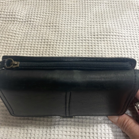 Great condition genuine leather multi functional wallet - Picture 3 of 10